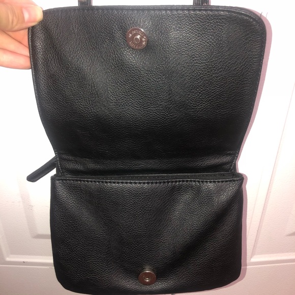 Nine West black crossbody bag - Picture 4 of 4